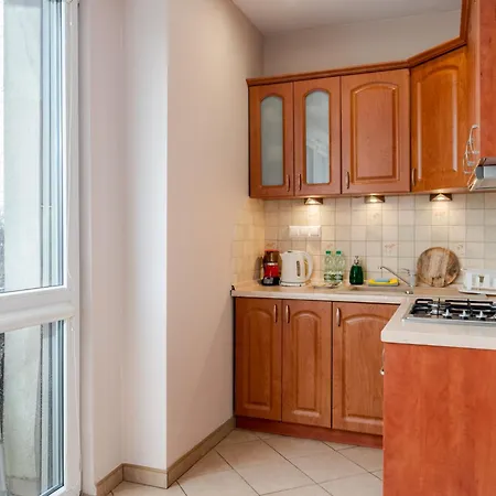 Zielona Nowa Huta Apartment *