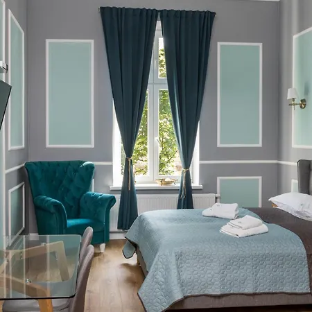 Apartament Karmelicka Stylish In Cracow By Renters Kraków