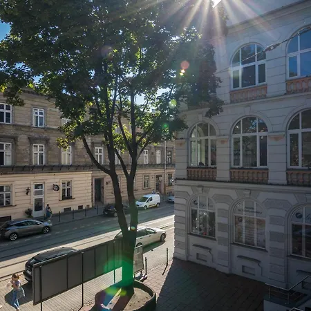 Apartament Karmelicka Stylish In Cracow By Renters Kraków