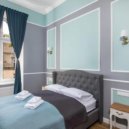 Apartament Karmelicka Stylish In Cracow By Renters Kraków