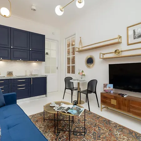 Dietla One Bedroom With Air Conditioning & Balcony By Renters Krakow