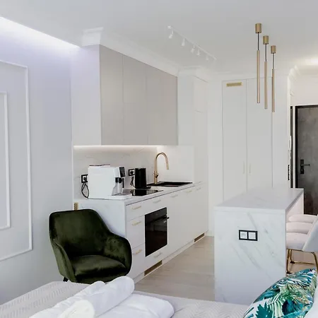 Wrazen Apartment *