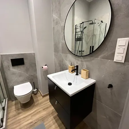 Apartman New Comfortable With Patio On Klimeckiego Street Krakkó