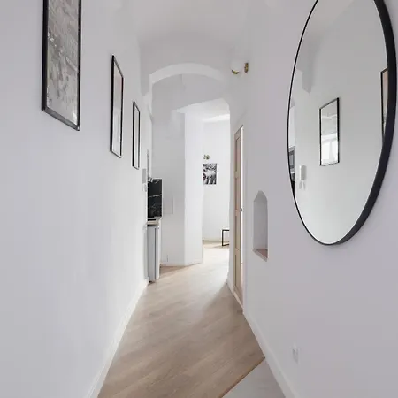Apartment Apartament Bulwary Wislane Celna By Renters Krakow