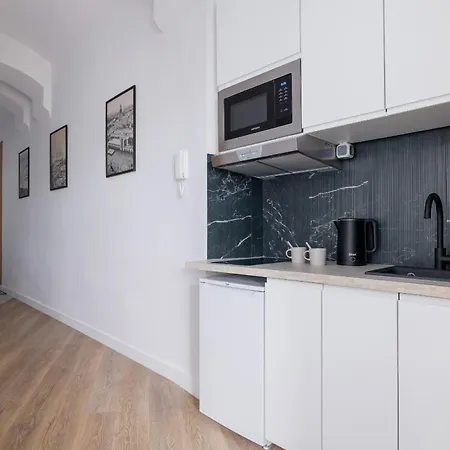 Apartment Apartament Bulwary Wislane Celna By Renters Krakow