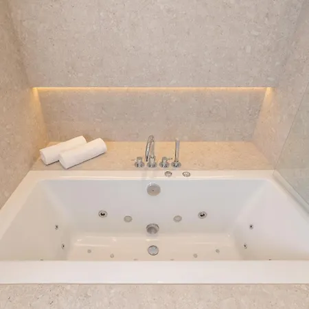 Slowackiego Elegant By Renters Apartment *