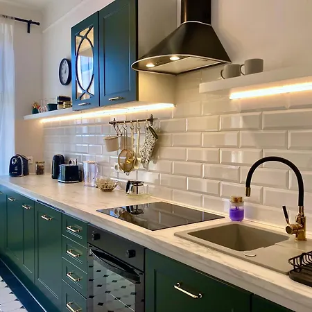 Medusa Apartment *