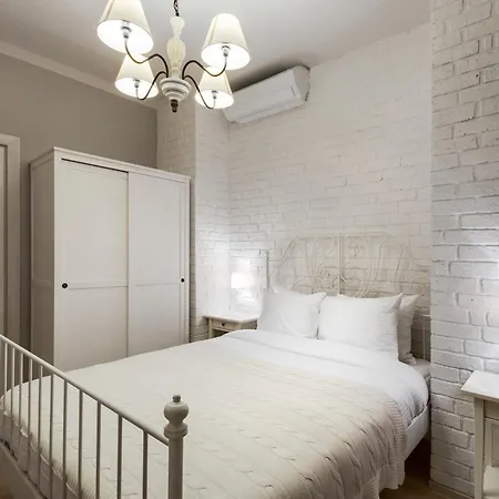 Too-good Aparthotel