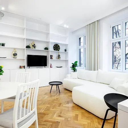Apartment Tyzenhauz Krowoderska Street
