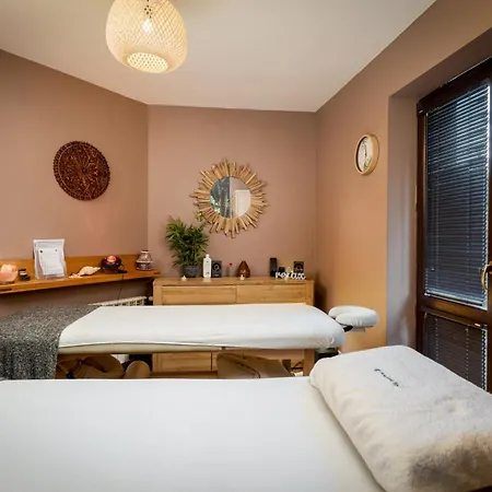 Emerald Spa