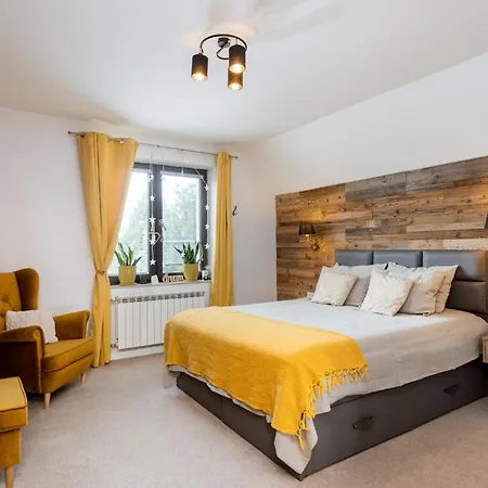 Emerald Spa Bed & Breakfast *