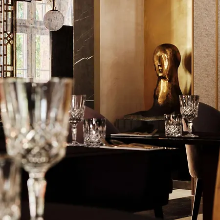 The Crown Center - Handwritten Collection Accor Krakow