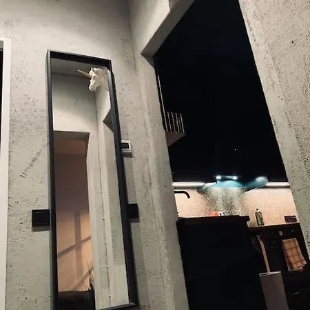 No.13 Apartment