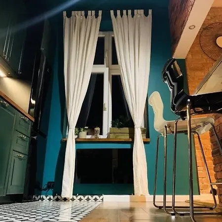 Apartment No.13 *