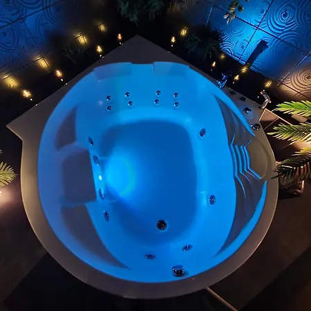 מלון דירות Z Jacuzzi Rynek