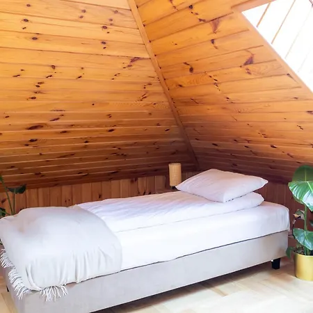 Blisshouse Retreat Center Penzion Krakov