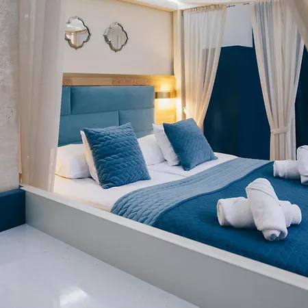 Apartment Main Square Platan Loft Collection *