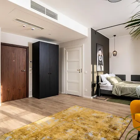 Апарт-отель Milestone Center Urban Living *