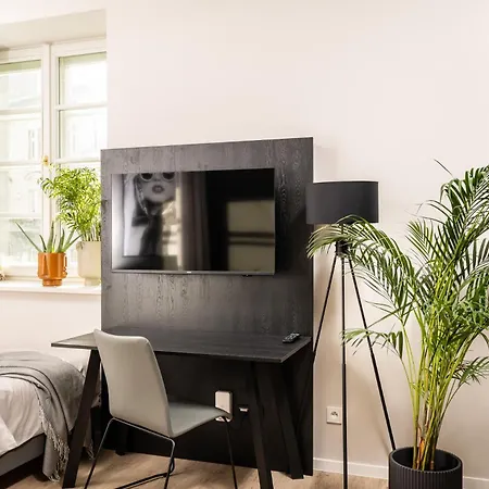 Milestone Center Urban Living Апарт-отель *