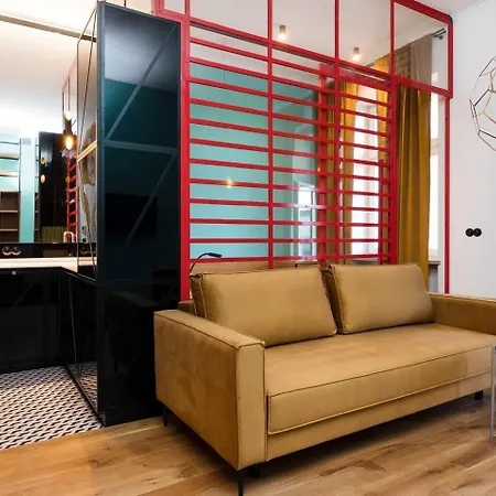 Goldfinger 3-bed Unique In The Heart Of Podgorze Apartment