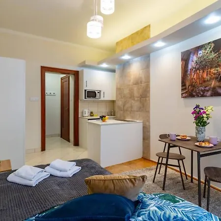 Miniscule Apartment *