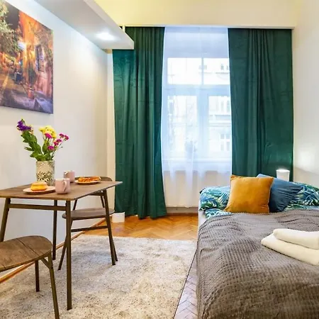 Miniscule Apartment
