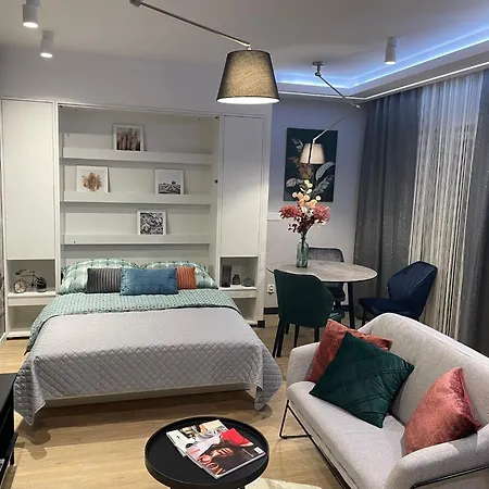 New Comfortable With Balcony And Sauna On Klimieckiego Street Apartment *