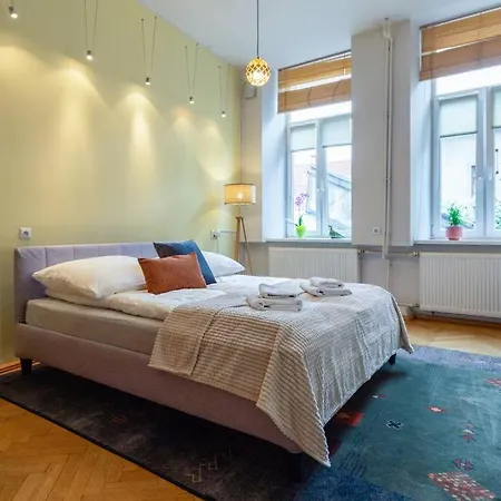 Apartment Comfort&central 2-bedroom Apt. *