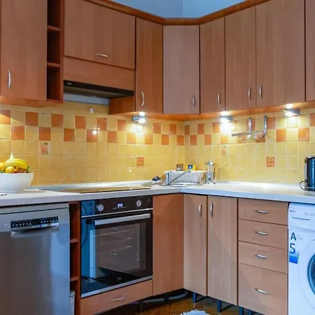 Comfort&central 2-bedroom Apt. Apartment