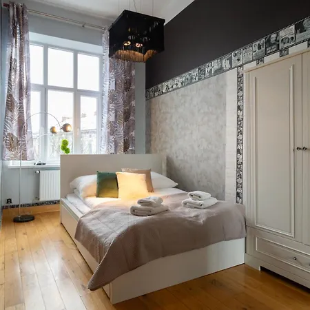 Apartment Indigo 2-bedroom In The Center