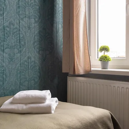 Indigo 2-bedroom In The Center Apartment