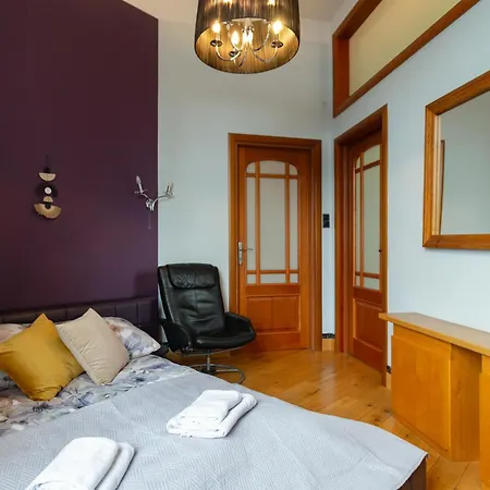 Apartment Indigo 2-bedroom In The Center Krakow
