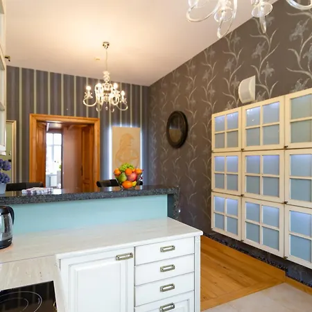 Indigo 2-bedroom In The Center Krakow