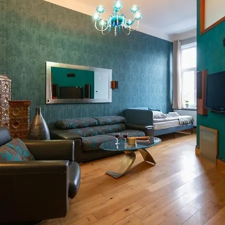 Indigo 2-bedroom In The Center Apartment *
