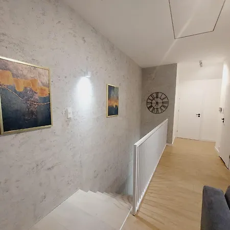 Komfortowe Nowe Mieszkanie, Duzy Taras Apartment Krakow