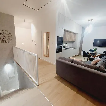 Komfortowe Nowe Mieszkanie, Duzy Taras Apartment Krakow