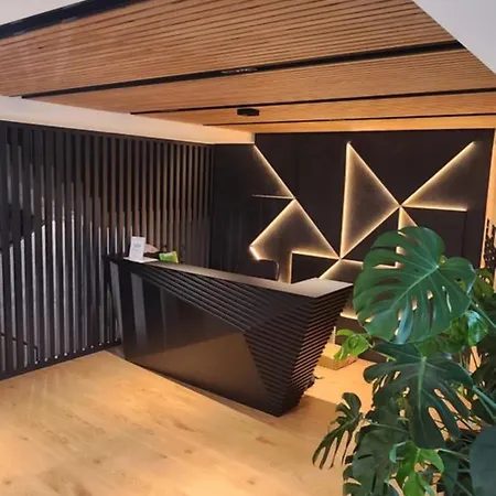 Apartment Vistula Loft , Spa , Sauna & Swimming Pool, Free Parking! Krakow
