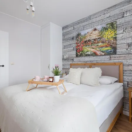 Prandoty Beautiful With Balcony Cracow By Renters Prestige *