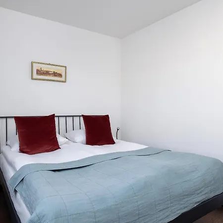 Apartment Comfortable Two-bedroom Strzelcow By Renters Krakow