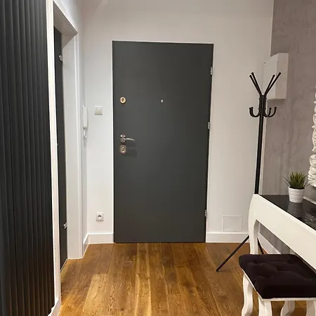 Lux Centre Apartment