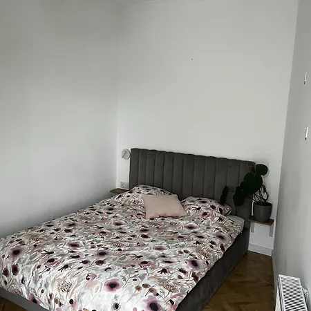 Homestay High Standard In Jewish District, Shared With Host *
