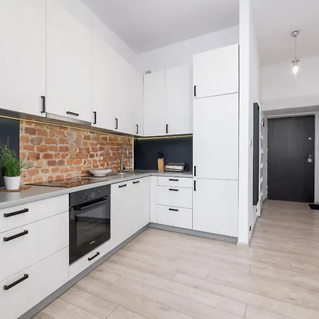 Apartment Spacious, 2 Bedrooms Cracow Centre By Renters