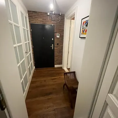 Apartment Royal Oak - 3bd 2ba With Parking And River View *