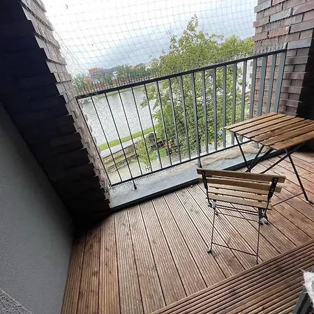 Royal Oak - 3bd 2ba With Parking And River View * Krakow