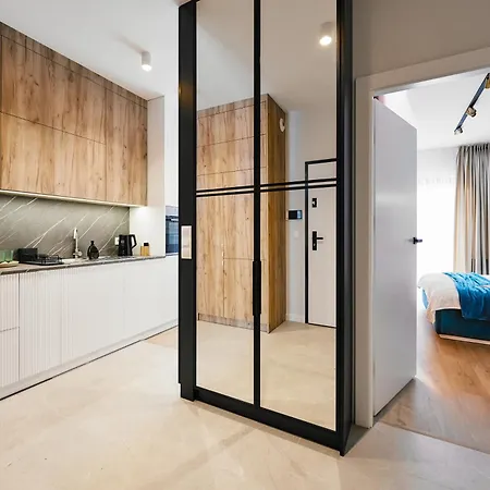 Golden Dreams Luxury 21 Apartment