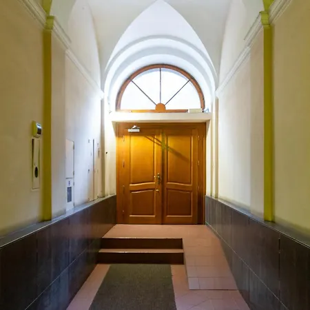 Legend. Wawel Castle Premium Apartment Krakow