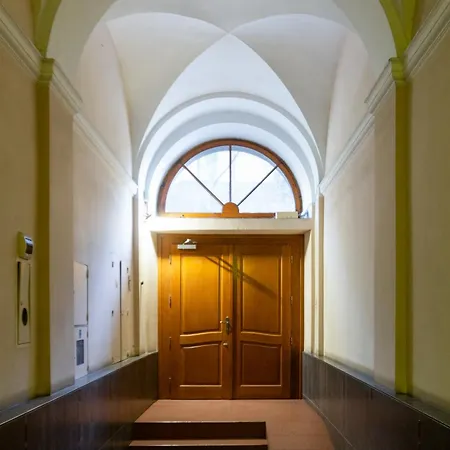Legend. Wawel Castle Premium Apartment