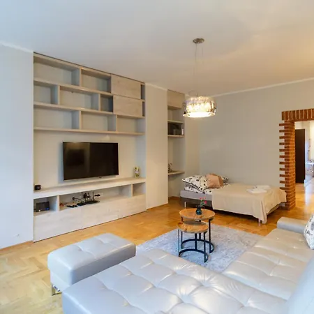 Apartment Legend. Wawel Castle Premium Krakow