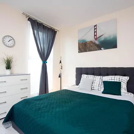 Apartment Cozy Modern Astoria Magic Grey Old Town