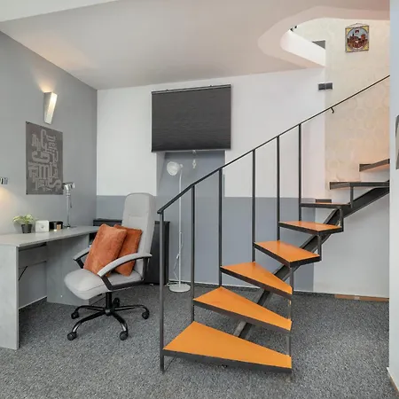 Apartment Apartament Przyszlosci, 2 Sypialnie W Krakowie By Renters